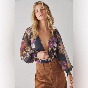 NWOT Wanderlust Floral Print Bodysuit